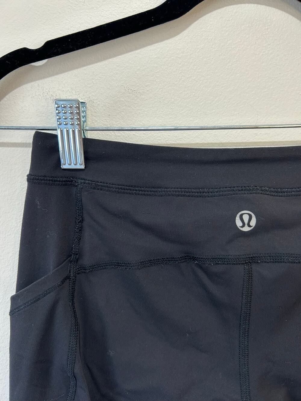 Lululemon Luxtreme Cropped Leggings black womens 6 drawstring waist side pockets